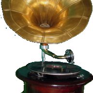 грамофон с фуния, снимка 1 - Антикварни и старинни предмети - 8273711