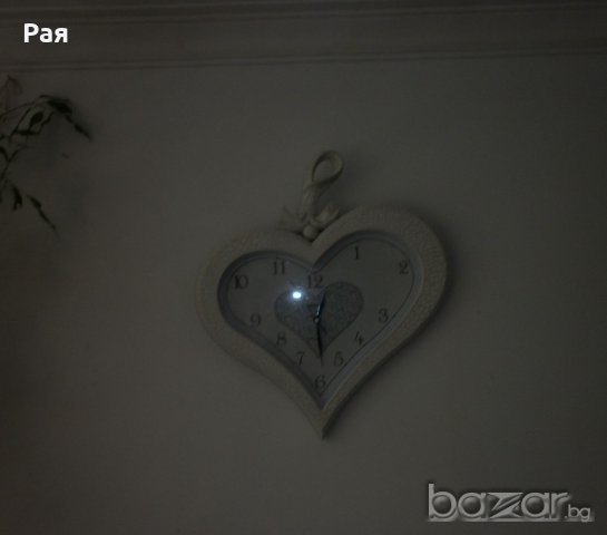 Стенен часовник във формата на сърце Baoli Clock quartz, снимка 3 - Стенни часовници - 18622106