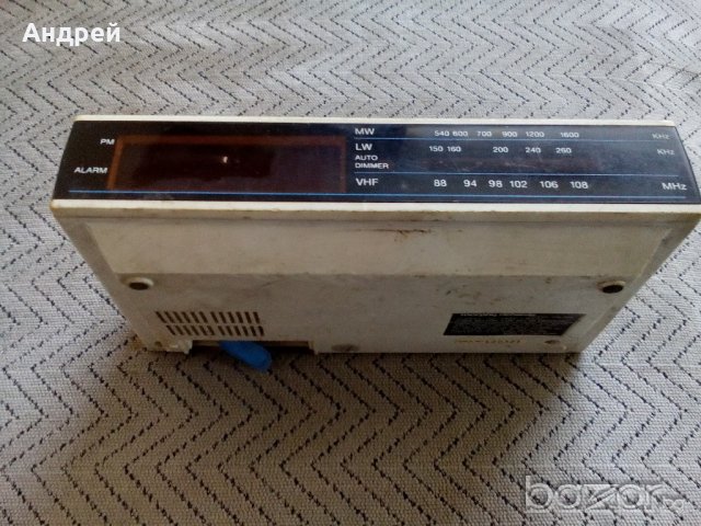 Радиочасовник MORPHY RICHARDS, снимка 3 - Антикварни и старинни предмети - 21044654