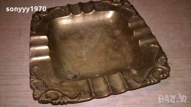 поръчан-ретро пепелник-мед/месинг-15х15х2см-внос швеицария, снимка 4 - Колекции - 22535534