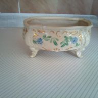 порцеланова кутийка за бижута в бароков стил , снимка 1 - Декорация за дома - 10073313