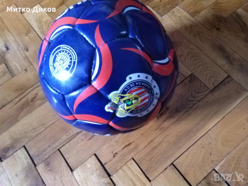 Чивас Гуалдахара -Мексико-футболна топка за украса, снимка 1