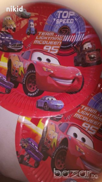 Червен фон колите маккуийн макуин mcqueen cars 10 бр парти чинии чинийки, снимка 1