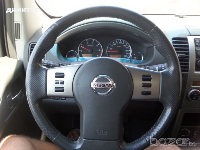 Nissan Pathfinder, снимка 2 - Автомобили и джипове - 11685317