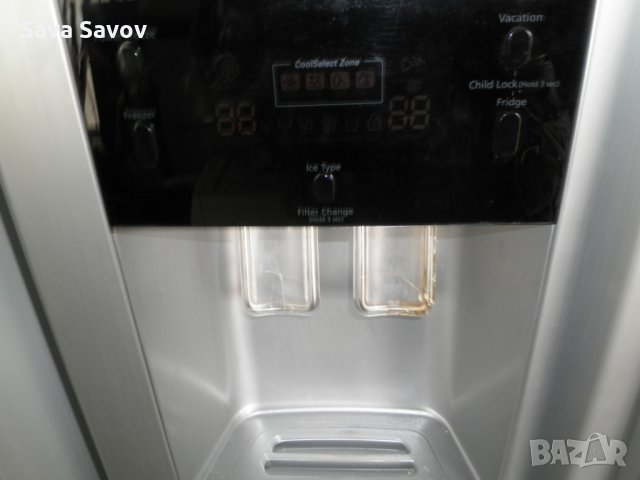 Двукрилен хладилник със фризер SAMSUNG, снимка 3 - Хладилници - 25333477