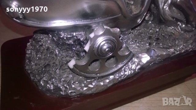 кон с младоженци-красива тежка фигура-32х23х12см, снимка 16 - Антикварни и старинни предмети - 24715471