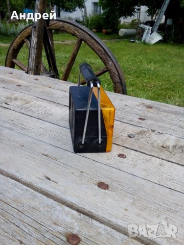 Стар фенер Varta Pertrix, снимка 3 - Антикварни и старинни предмети - 25971094