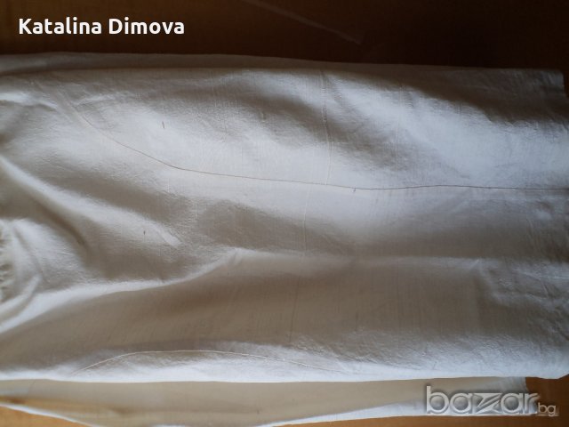 Продавам дамски костюм, копринен шантунг, цвят-шампанско, снимка 4 - Костюми - 18966368