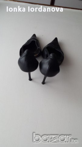 Обувки-естествена кожа, номер 40, снимка 3 - Дамски обувки на ток - 17908417
