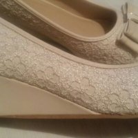 Прекрасни и стилни дамски обувки, н. 39 + подарък, снимка 2 - Дамски елегантни обувки - 23118831