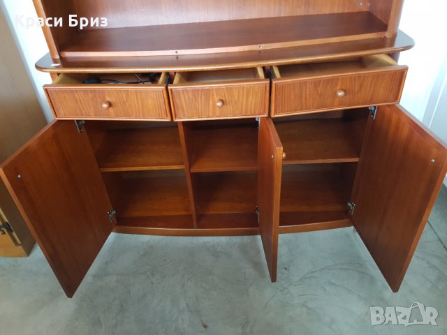 Витрина от масивно дърво Германия , снимка 6 - Секции и витрини - 24912333