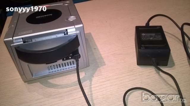 Nintendo game cube+adapter+игра-внос швеицария, снимка 6 - Nintendo конзоли - 15133407