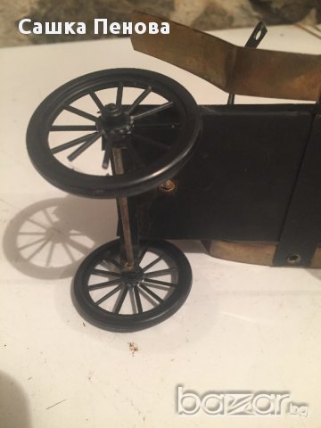 метална кола за колекция, снимка 3 - Антикварни и старинни предмети - 12371250