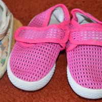 детски обувки,сандалки,домашни пантифки, снимка 11 - Детски маратонки - 20489573