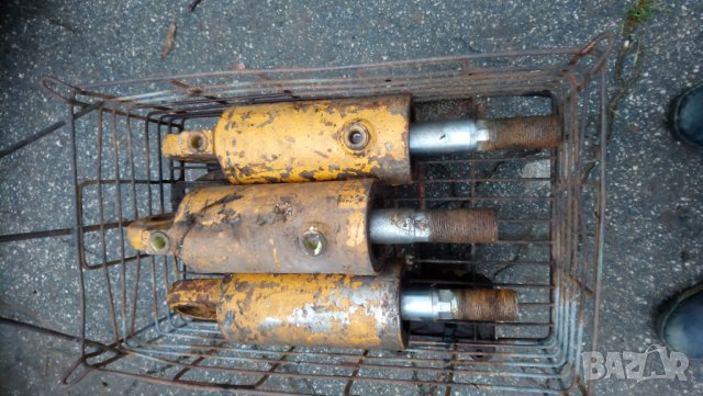 Хидравлични цилиндри от Електрокар 2тона за наклон и други. 