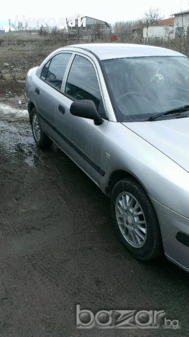 Mitsubishi Каризма 1.6 16 в 103к.с , снимка 2 - Автомобили и джипове - 13191296