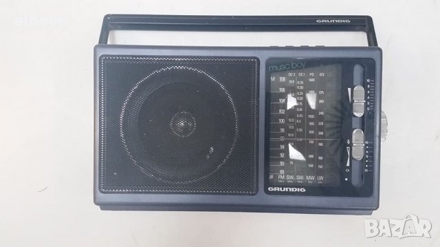 Радио Grundig music boy 165a