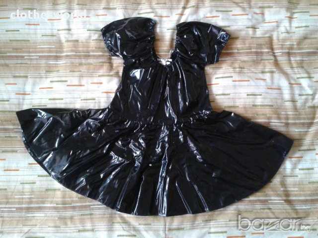 Уникална лачена рокля прислужница, камериерка с аксесоари, снимка 5 - Рокли - 13868367