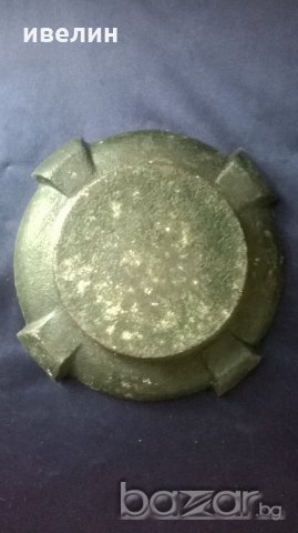 стар метален пепелник, снимка 2 - Антикварни и старинни предмети - 20249771