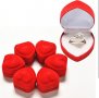 червено сърце от кадифе плюш кутийка за пръстен бижу подарък рожден ден Свети Валентин кутия, снимка 2