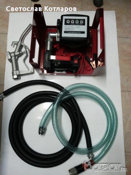 помпа горива 12 волта с пистолет и брояч, снимка 1