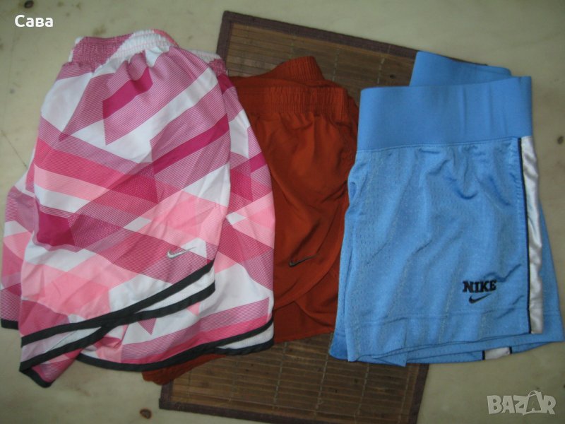 Шорти NIKE  дамски,М и ХЛ-2ХЛ, снимка 1
