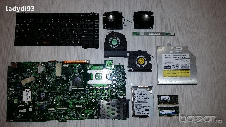 Лаптоп Toshiba PSP30E, снимка 1