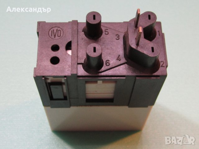 Електромеханични броячи на импулси 24V, снимка 4 - Други машини и части - 26163018