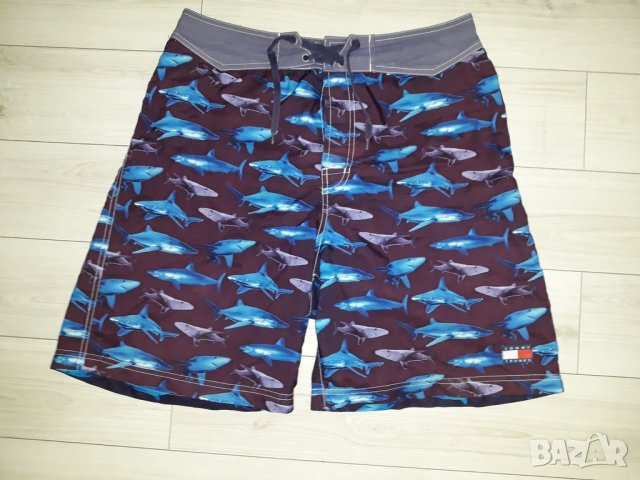 Мъжки къси плажни - бански - панталони с акули марка Tommy Hillfiger