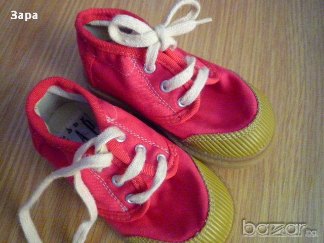 обувки Gap, 19-20ти номер, снимка 4 - Детски маратонки - 11272276