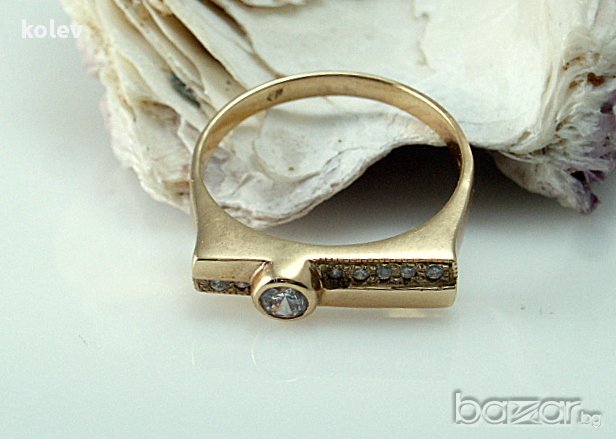 златен пръстен - правоъгълник - 3.28 грама , снимка 2 - Пръстени - 11162477