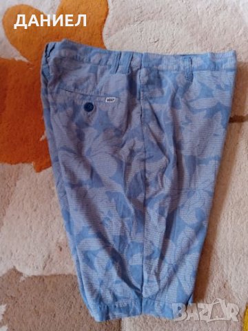 Оригинални къси панталони Vans Раэмер 34, снимка 2 - Къси панталони - 25924952