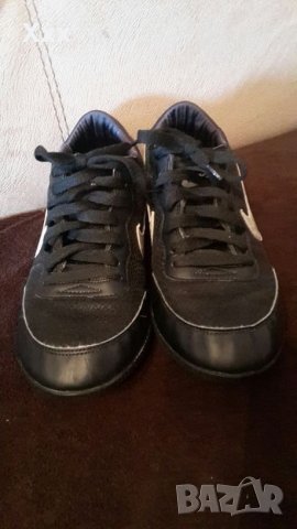 Маратонки NIKE, снимка 3 - Маратонки - 23604797