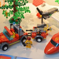 Lego City 4209 Пожарникарски самолет, снимка 2 - Конструктори - 23867102
