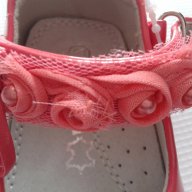 Детски обувки за момиче, бели и коралови- лачени с   естествена кожа, ортопедични, снимка 5 - Детски маратонки - 10300667
