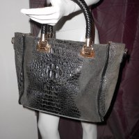 Черна кожена чанта  genuine leather  Made in Italy, снимка 2 - Чанти - 20925400