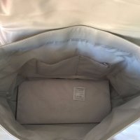 Нова кожена чанта Estee Lauder и картодържател, оригинал, снимка 3 - Чанти - 19307427
