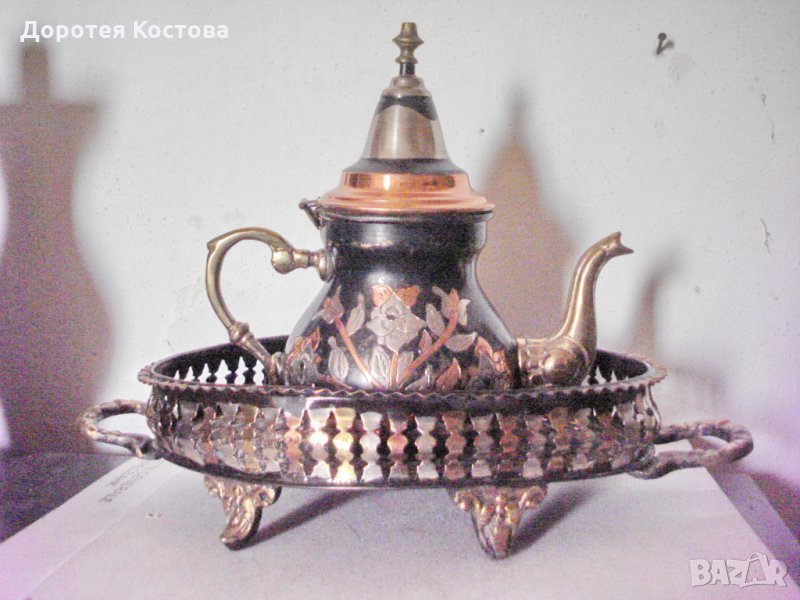 Стар месингов комплект с мед - чайник + поднос, снимка 1
