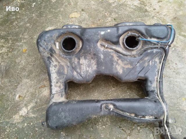 Резервоар Audi S3 С3 8L, снимка 2 - Части - 24519981