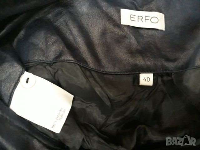 Тъмносиня пола имитация на кожа марка Erfo, снимка 3 - Поли - 23794536