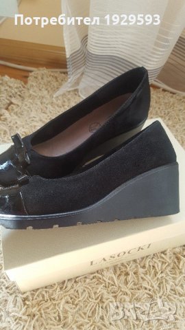 Черни обувки естествен велур марка Lasocki, снимка 5 - Дамски ежедневни обувки - 21676335