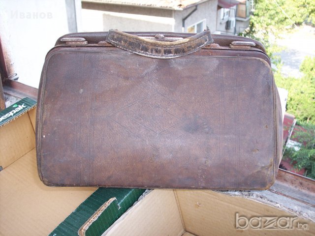 Стара кожена чанта-лекарска, за гурбет, продавам в Чанти в гр. Велико  Търново - ID15484067 — Bazar.bg