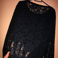 Bershka дантелена блуза с дълъг ръкав, снимка 1 - Блузи с дълъг ръкав и пуловери - 23922327