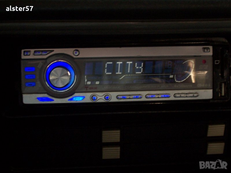 Авто CD  player  /СД плейър Tokai LAR-203 MUC, снимка 1