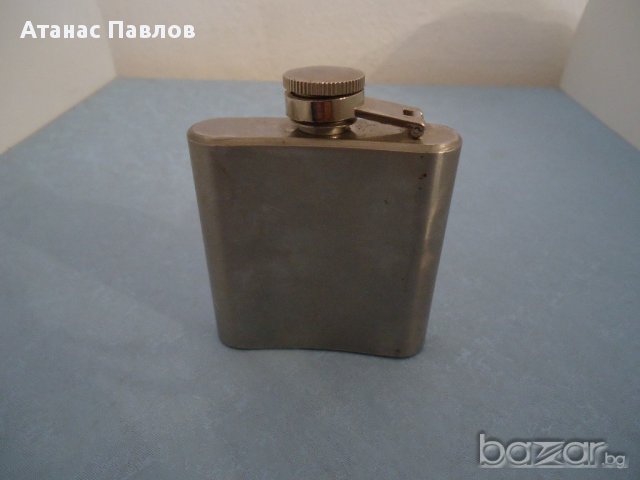 Джобна метална бутилка 3оz Tullamore dew, снимка 2 - Други ценни предмети - 17143612