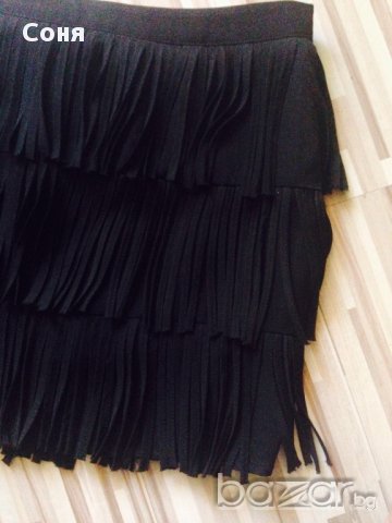 РАЗПРОДАЖБА НА ВСИЧКИ АРТИКУЛИ-Нова уникална пола-ЗАРА, снимка 3 - Поли - 11614460