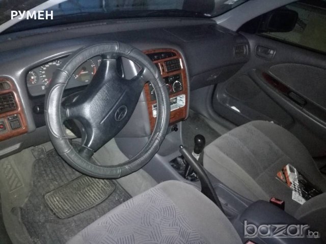 Toyota Avensis 2.0 TD, снимка 2 - Автомобили и джипове - 20478936