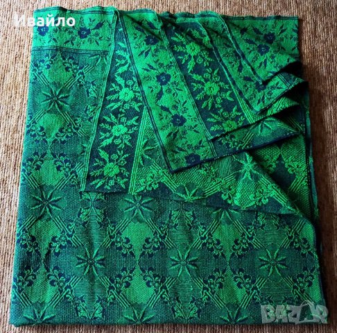 Ръчно тъкан вълнен килим (покривало за легло), снимка 2 - Килими - 21642105