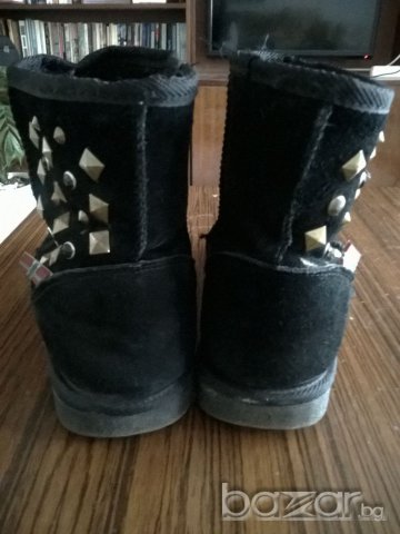Боти тип UGG естествен велур, снимка 4 - Дамски боти - 17984469