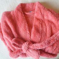 Плюшен детски халат в розово размер 104/110, снимка 6 - Хавлии и халати - 20282078
